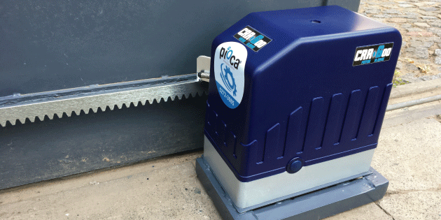 Motor de portón eléctrico ajustado en obra por piOca