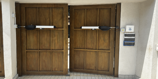 Foto de instalacion de portones pioca en zona norte, ajustado en portones batientes