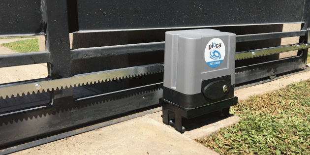 Instalación técnica de automatización de portones piOca® en proyecto real